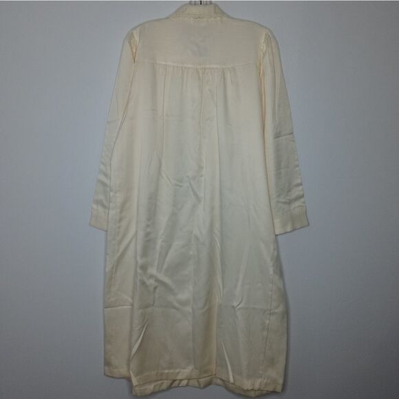 Vintage 70s Barbizon cream nightgown size small - Picture 5 of 6